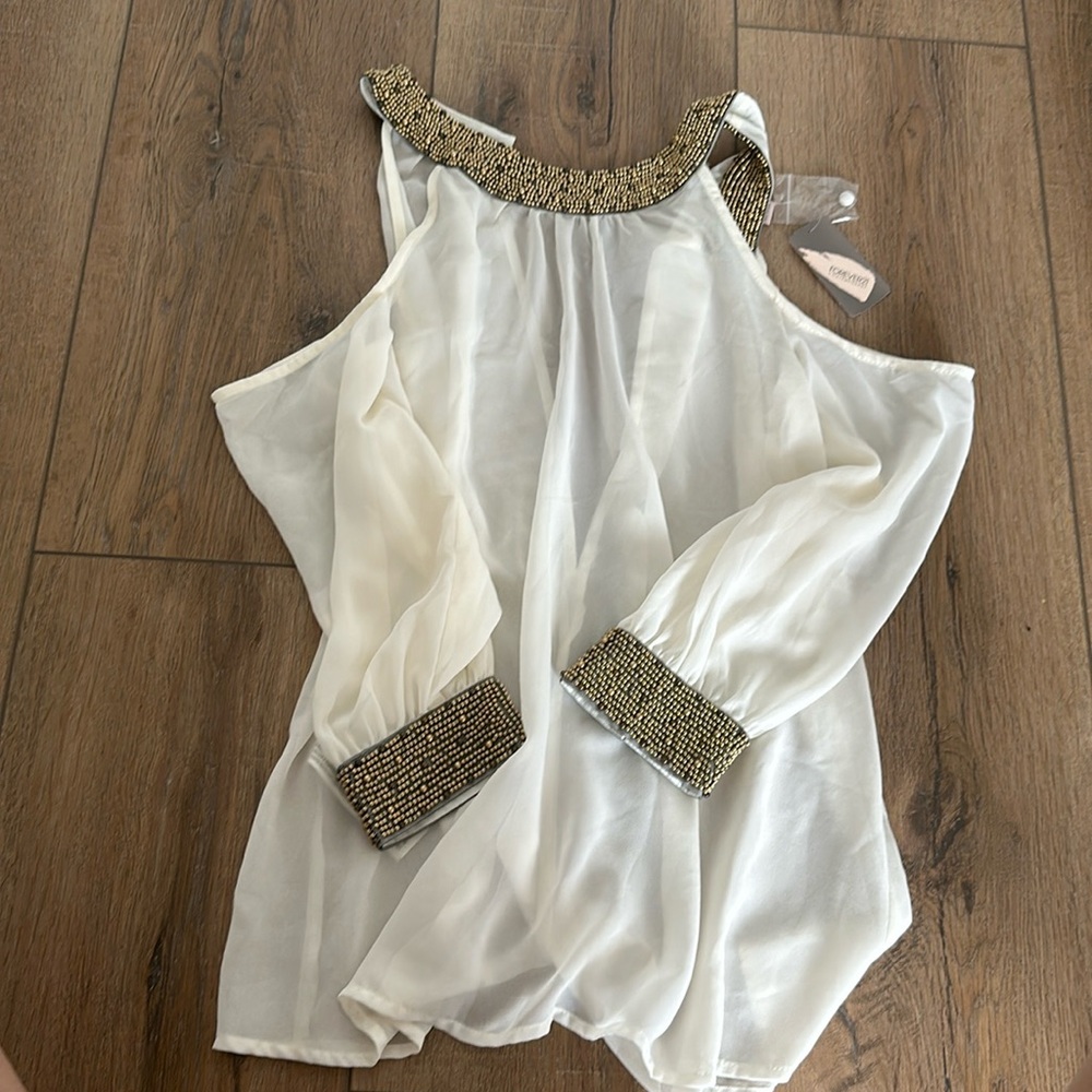Forever 21 fancy top size medium new with tags